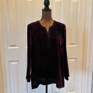 Woman’s Pure Jill tie-dyed velvet top. Size petite M. Perfect condition.